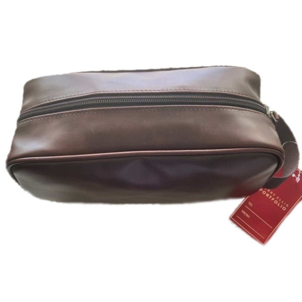 Macy’s Men Toiletry Bag